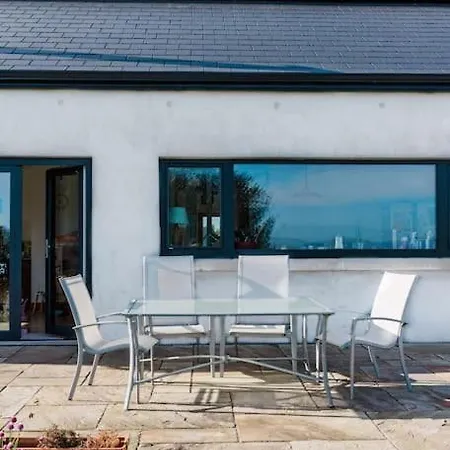 Beautiful 3-bed Home, Stunning View Over Atlantic. Prázdninový dům