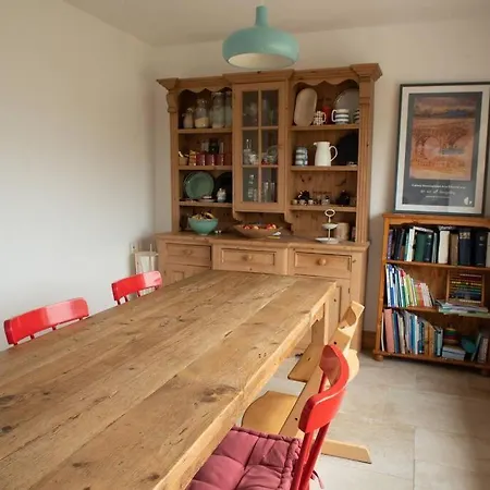 Beautiful 3-bed Home, Stunning View Over Atlantic.