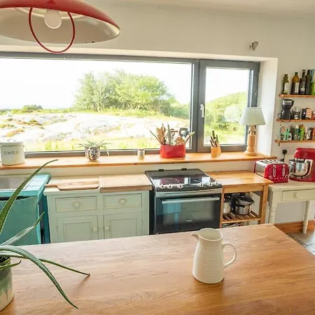 度假居 Beautiful 3-bed Home, Stunning View Over Atlantic.