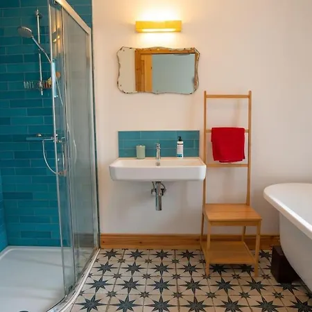 Beautiful 3-bed Home, Stunning View Over Atlantic. *